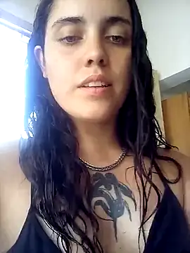 lucylovles online show from 03.20.25