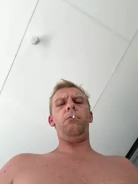 Snapshot of aus_guy93 chatting on 02.21.26 aus guy93 online show from 02.21.26