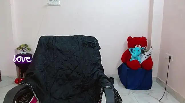 Snapshot of Naughty_Ayesha1 chatting on 02.12.25 Naughty Ayesha1 online show from 02.12.25