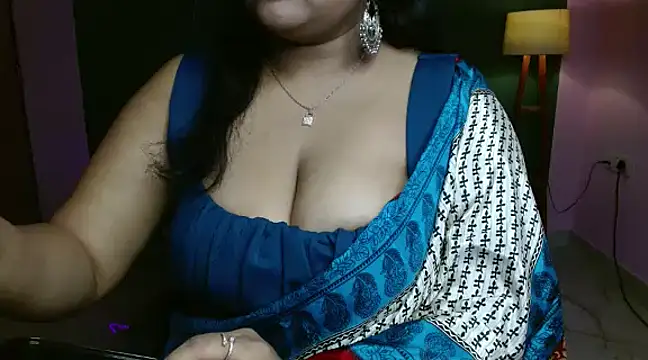 Snapshot of Naughty_Ayesha1 chatting on 03.22.25 Naughty Ayesha1 online show from 03.22.25
