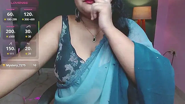 Snapshot of Naughty_Ayesha1 chatting on 09.24.25 Naughty Ayesha1 online show from 09.24.25