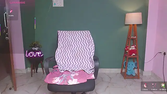 Snapshot of Naughty_Ayesha1 chatting on 10.06.25 Naughty Ayesha1 online show from 10.06.25