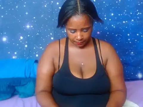 Snapshot of 2Sweetysmile chatting on 02.18.25 2Sweetysmile online show from 02.18.25