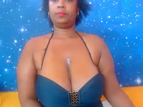 Snapshot of 2Sweetysmile chatting on 02.26.25 2Sweetysmile online show from 02.26.25