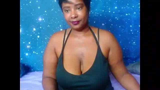 Snapshot of 2Sweetysmile chatting on 03.19.25 2Sweetysmile online show from 03.19.25