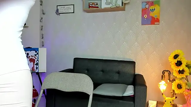 Alaia Love77 online show from 04.16.26