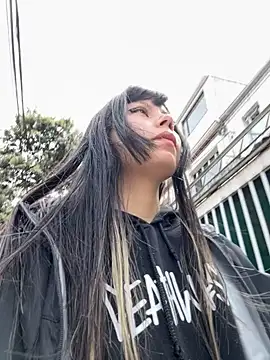 EemaHaruki online show from 10.01.25