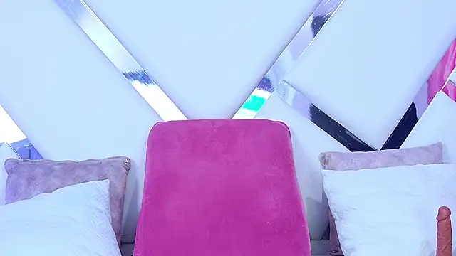 AlliciaKim online show from 01.15.25