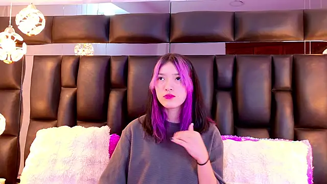 AlliciaKim online show from 01.28.25