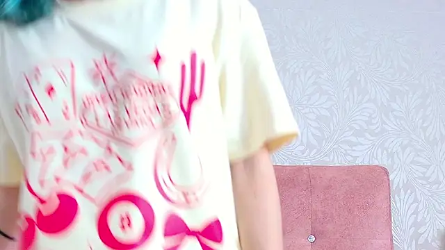 AlliciaKim online show from 09.19.25