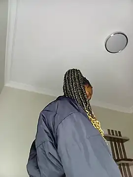 02Boitybaby online show from 12.05.24