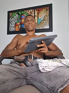 Snapshot of MAXIMO_JHONS chatting on 05.29.26 MAXIMO JHONS online show from 05.29.26