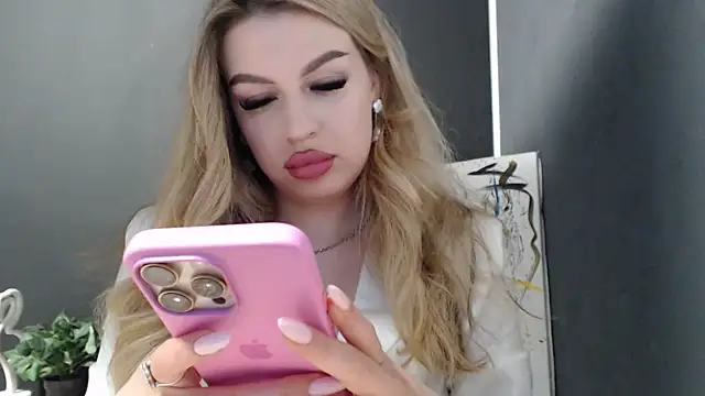 Snapshot of Your_Jessy chatting on 05.21.26 Your Jessy online show from 05.21.26