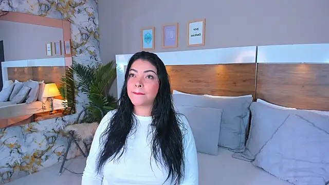 EmaBakker online show from 02.25.26