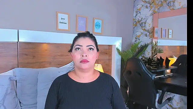 EmaBakker online show from 04.07.26