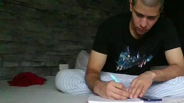 Sexylatin64 online show from 04.17.26