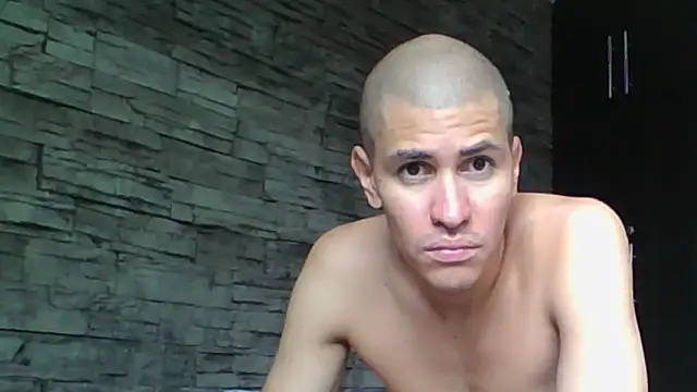 Sexylatin64 online show from 05.27.26