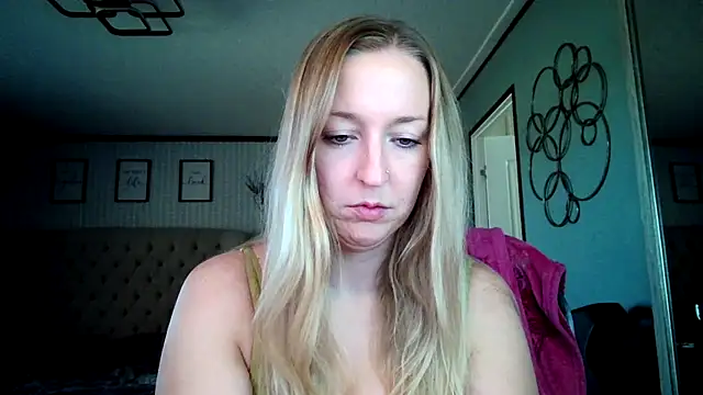 lucyallen4201 online show from 01.29.25