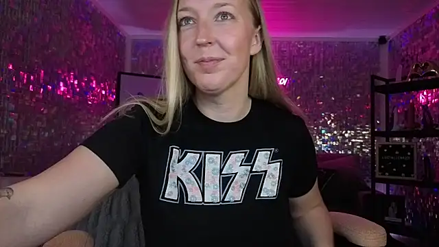 lucyallen4201 online show from 01.13.26