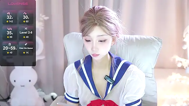 UUKiss  online show from 03.16.25