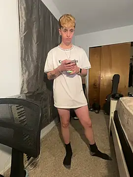 Snapshot of twentywithafelonyy chatting on 01.12.25 twentywithafelonyy online show from 01.12.25