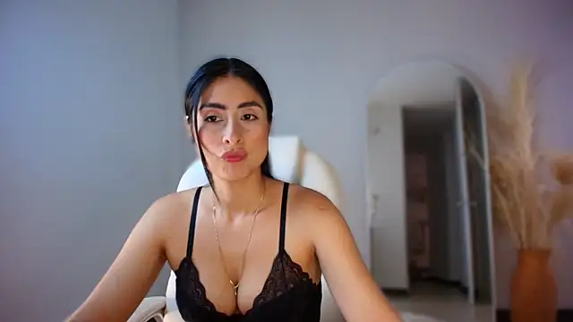 auroracaruso11 online show from 11.09.25