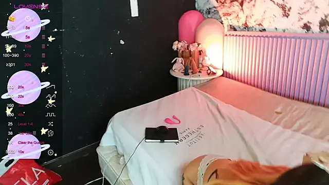 Hayley A02 online show from 01.12.25