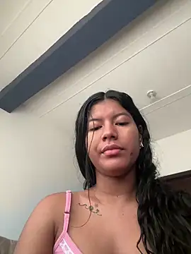 NiaBlanco online show from 11.05.25