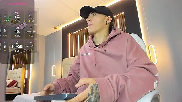 Lobo 17  online show from 03.12.26