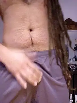 QcMisterv13 online show from 02.08.25