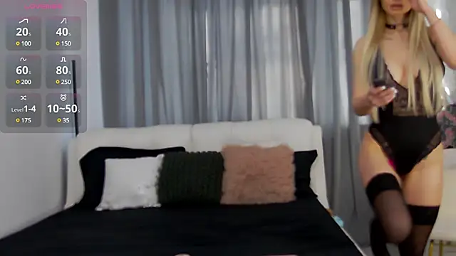 Snapshot of AddaMantia chatting on 02.17.25 AddaMantia online show from 02.17.25