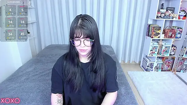 Snapshot of misshoneyxxx chatting on 02.10.26 misshoneyxxx online show from 02.10.26