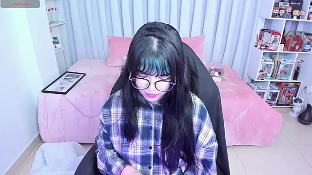 misshoneyxxx online show from 06.05.26
