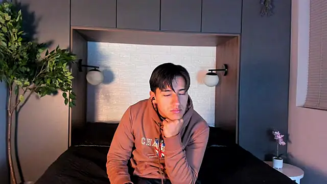 Snapshot of Andy_Joy_ chatting on 11.23.25 Andy Joy online show from 11.23.25