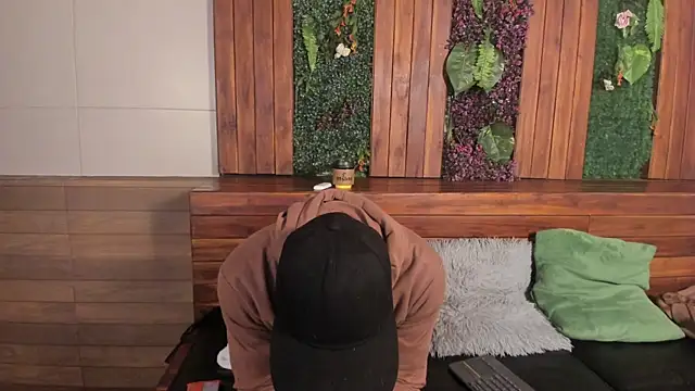 Andy Joy  online show from 03.30.26