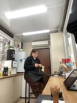 cinnabon  online show from 01.19.25