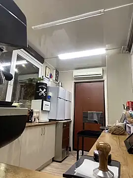 cinnabon  online show from 02.05.25