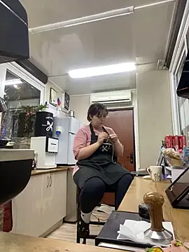 cinnabon  online show from 02.10.25