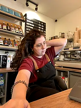 cinnabon  online show from 10.01.25