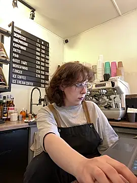 cinnabon  online show from 04.09.26