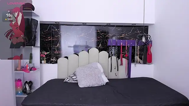 Kathia Armstrong online show from 12.11.24