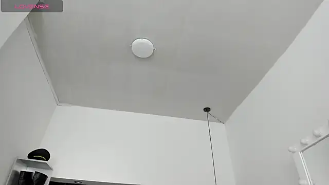 Kathia Armstrong online show from 12.26.24