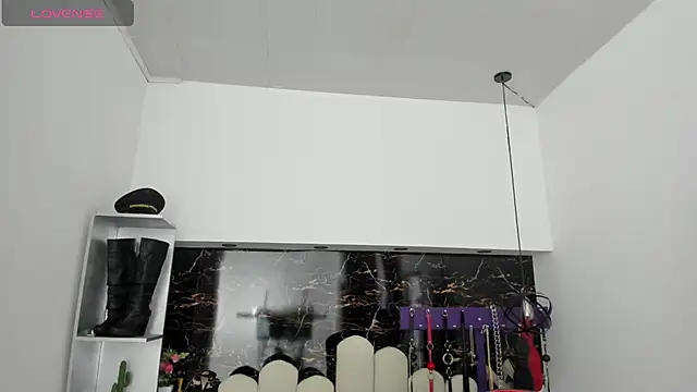 Kathia Armstrong online show from 12.28.24