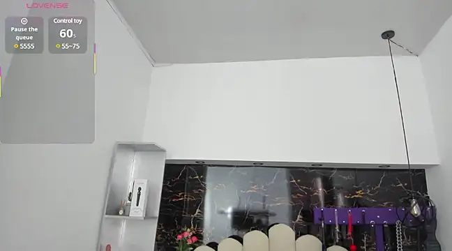 Kathia Armstrong online show from 02.08.25