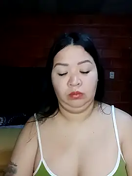 Snapshot of Chantal_lopez chatting on 11.26.25 Chantal lopez online show from 11.26.25