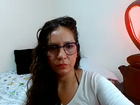 naihroby online show from 12.17.24