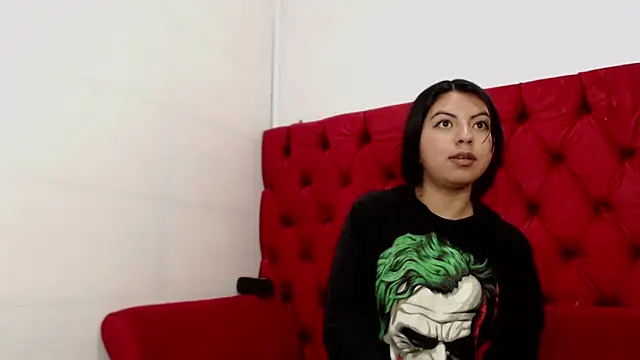 CarolineBrunx online show from 02.12.25