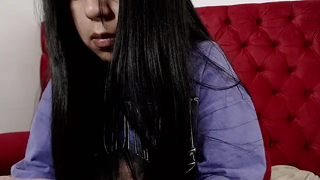 CarolineBrunx online show from 02.16.25