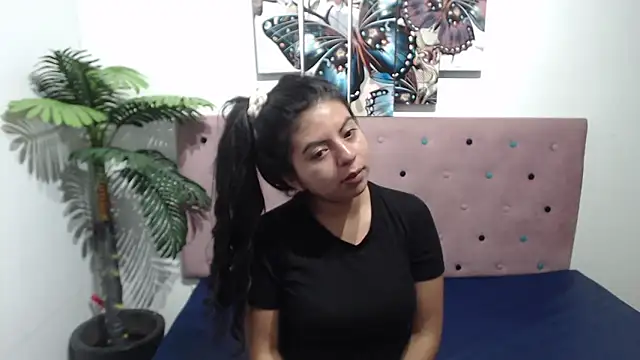 CarolineBrunx online show from 03.15.25