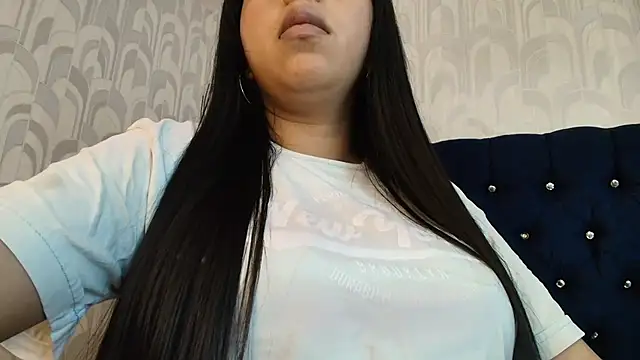 Snapshot of CarolineBrunx chatting on 05.09.26 CarolineBrunx online show from 05.09.26